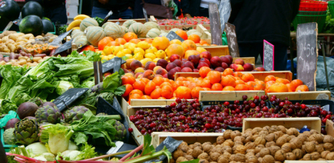 Le marché de Châteauneuf-du-Pape